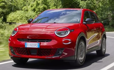 Fiat 600 Crossover 100% elettrico. Offerta Noleggio Lungo Termine Pronta Consegna MCM Perugia