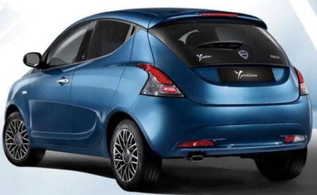 Lancia Ypsilon è un’auto per la città elegante e affascinante. Offerta Noleggio Lungo Termine Pronta Consegna MCM Perugia